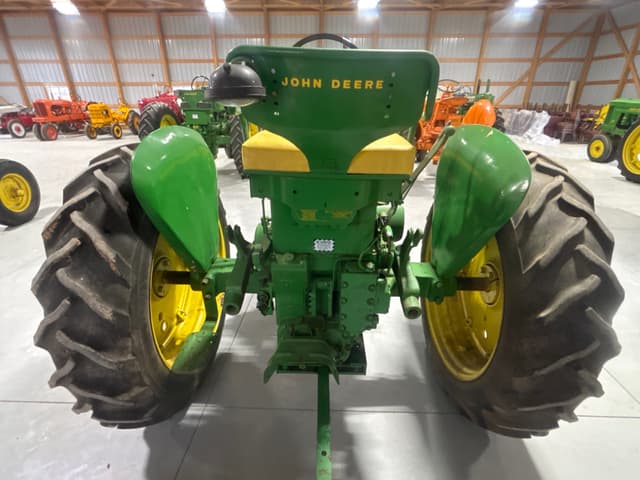 Image of John Deere 520 equipment image 3