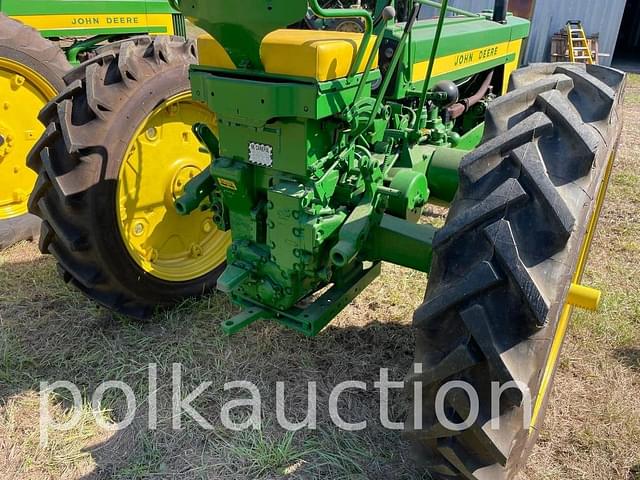 Image of John Deere 520 equipment image 4