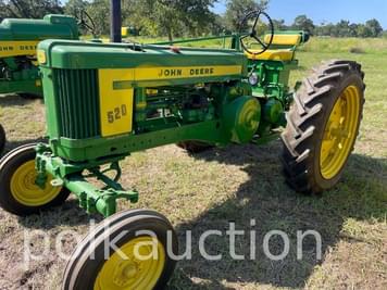Main image John Deere 520