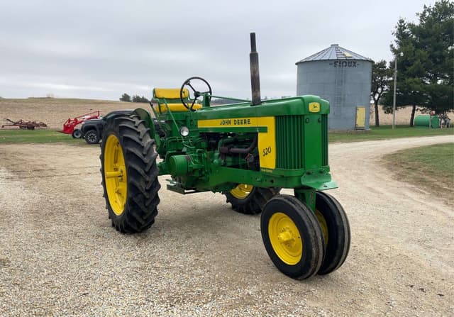 Image of John Deere 520 equipment image 3