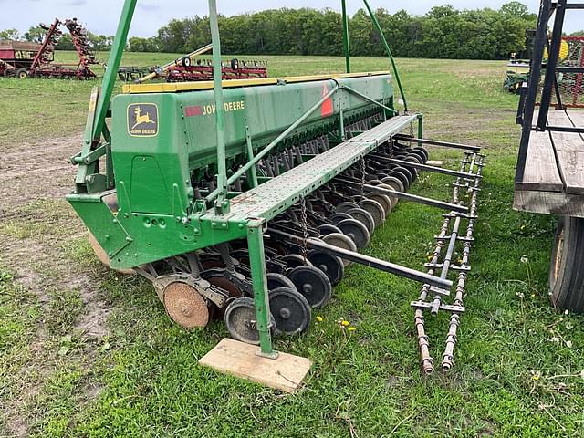 Image of John Deere 520 equipment image 3