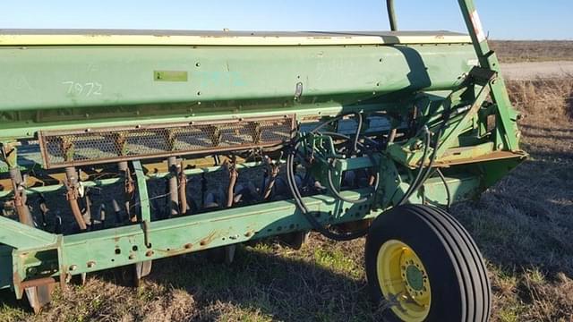 Image of John Deere 520 equipment image 4