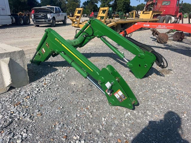 Image of John Deere 520M equipment image 1