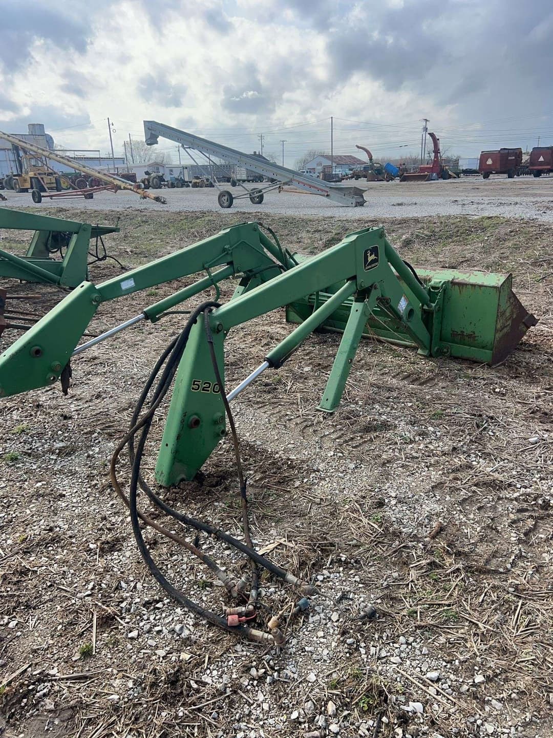 Image of John Deere 520 Primary image