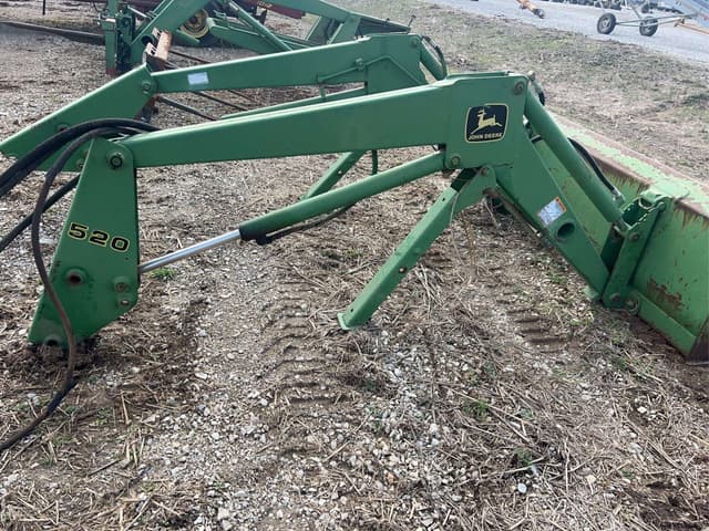 Image of John Deere 520 equipment image 1