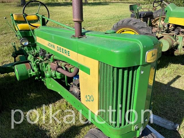 Image of John Deere 520 equipment image 1