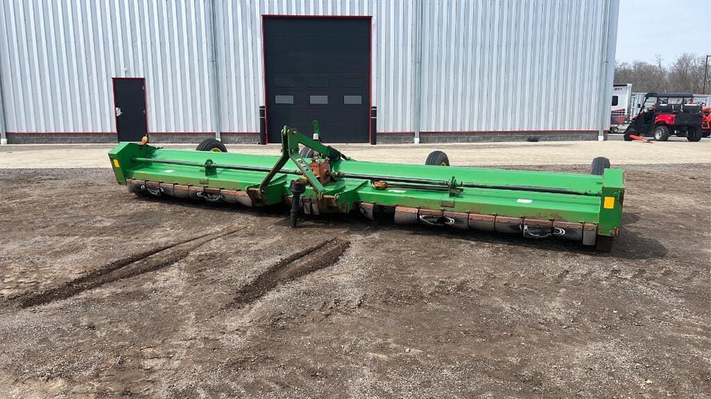 Main image John Deere 520