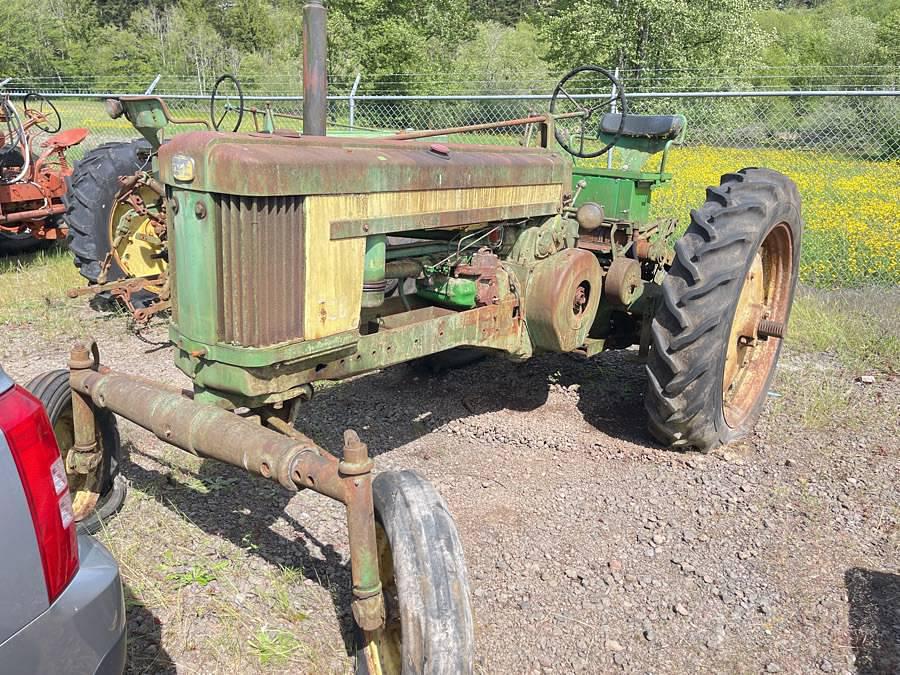 Image of John Deere 520 Primary image