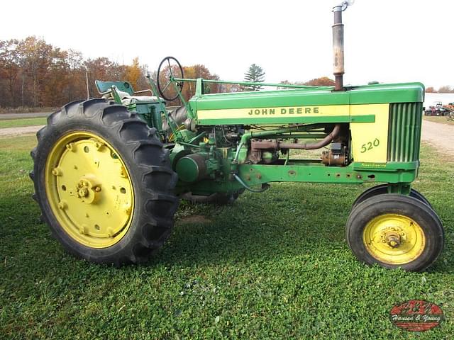 Image of John Deere 520 equipment image 1