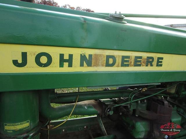 Image of John Deere 520 equipment image 4