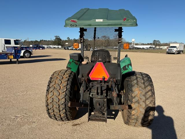 Image of John Deere 5200 equipment image 2