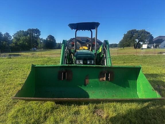 Image of John Deere 5203 equipment image 3