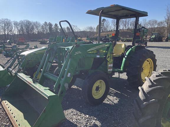 Image of John Deere 5205 equipment image 4