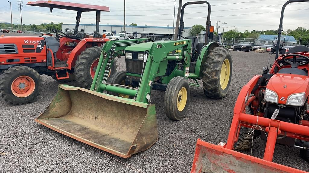 Image of John Deere 5205 Primary image