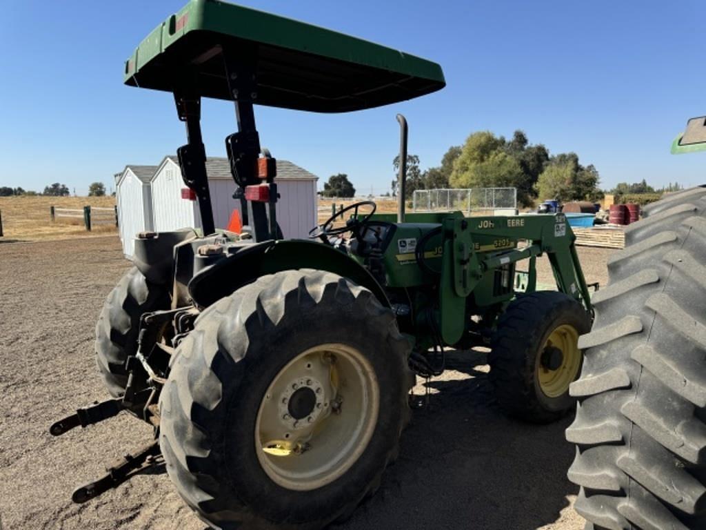 Image of John Deere 5205 Image 1