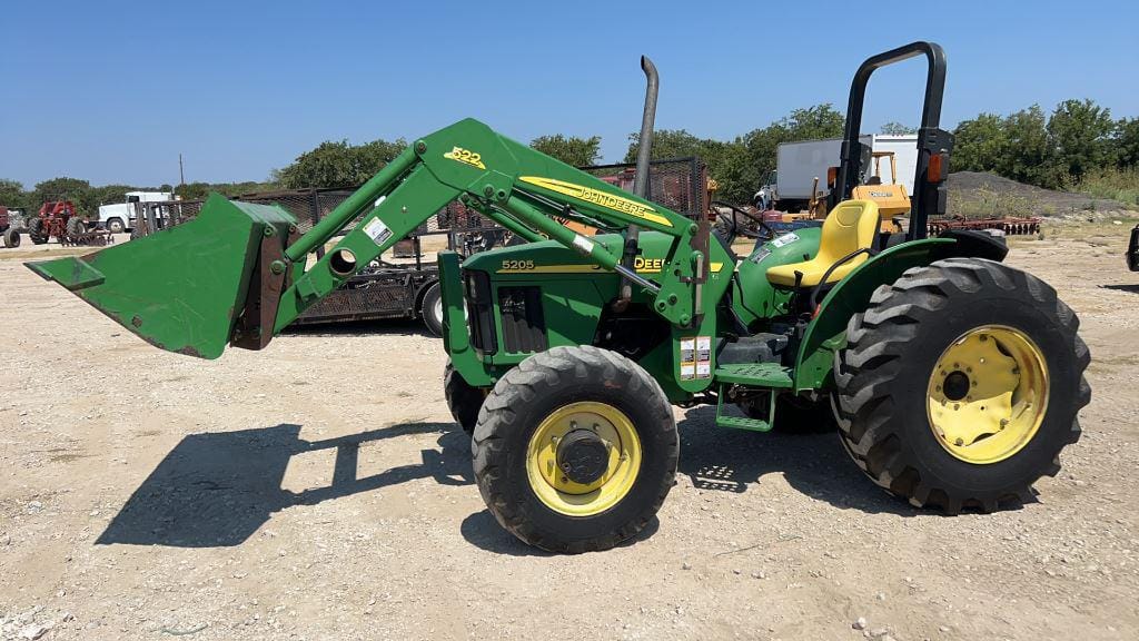 Main image John Deere 5205