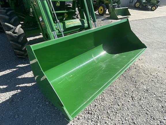 Image of John Deere 520M equipment image 1