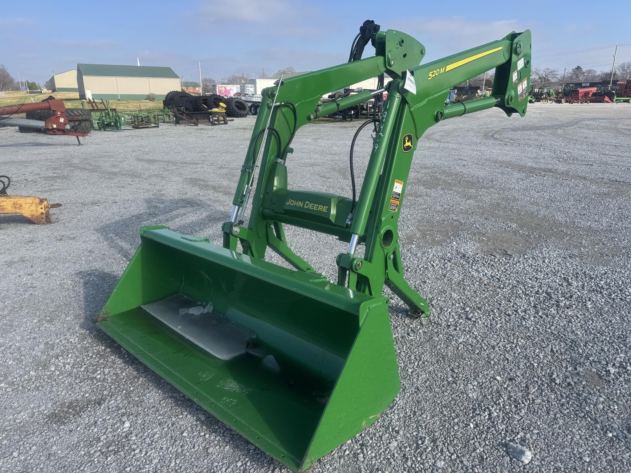 John Deere 520M Equipment Image0