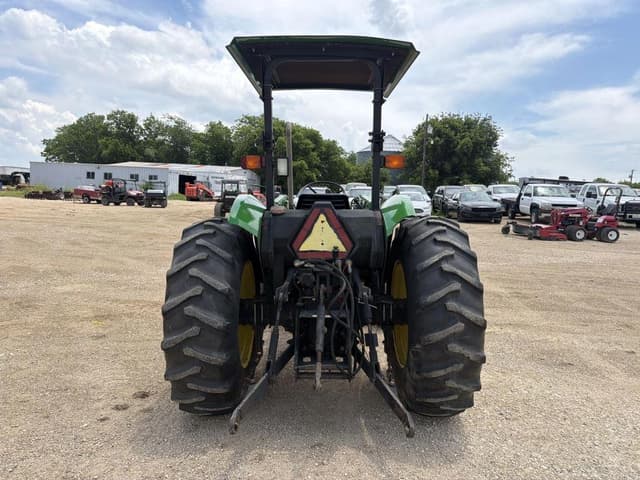Image of John Deere 5210 equipment image 3