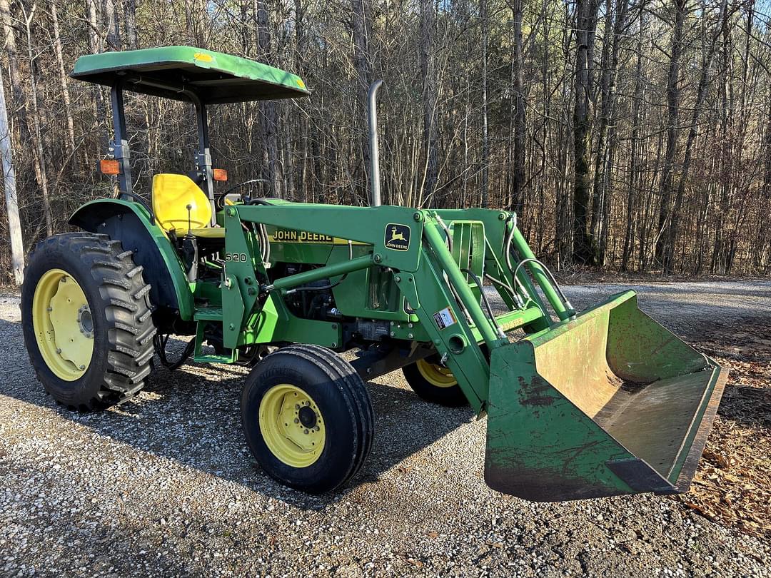 Image of John Deere 5210 Image 0