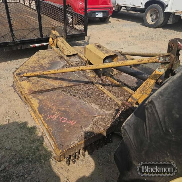 Image of John Deere 5210 equipment image 4