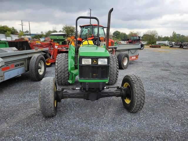 Image of John Deere 5210 equipment image 1