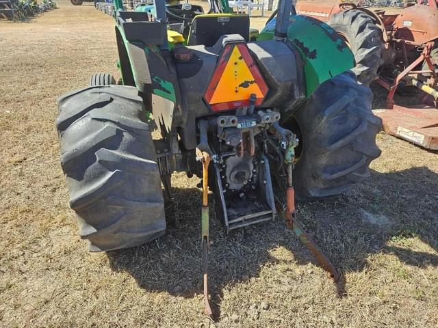 Image of John Deere 5210 equipment image 3