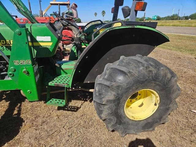 Image of John Deere 5210 equipment image 2
