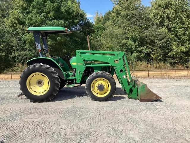 Image of John Deere 5210 equipment image 1
