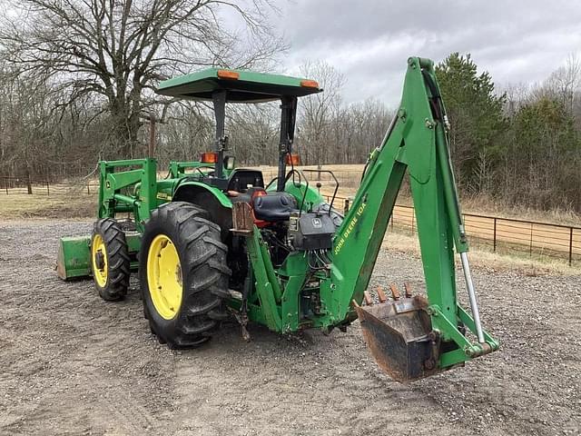 Image of John Deere 5210 equipment image 4