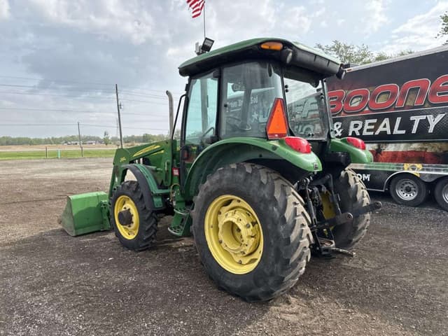 Image of John Deere 5225 equipment image 2