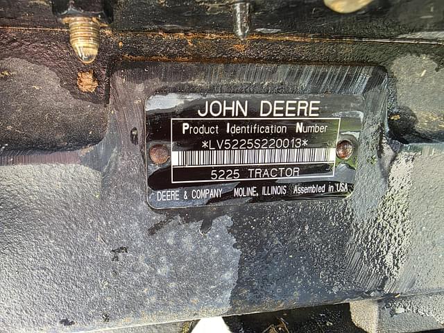 Image of John Deere 5225 equipment image 2