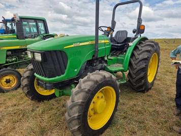Main image John Deere 5225