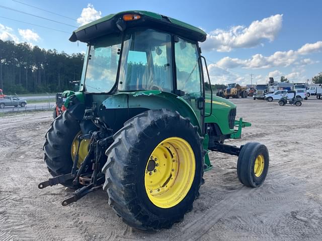 Image of John Deere 5225 equipment image 4