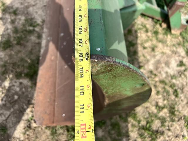 Image of John Deere 524 equipment image 3