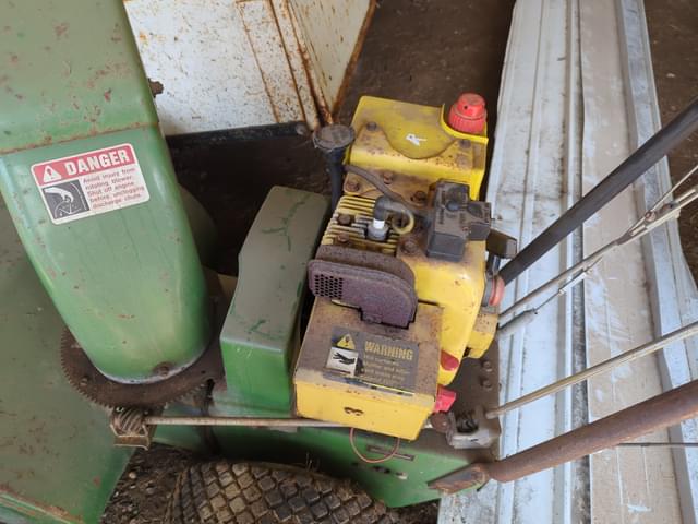 Image of John Deere 524 equipment image 3