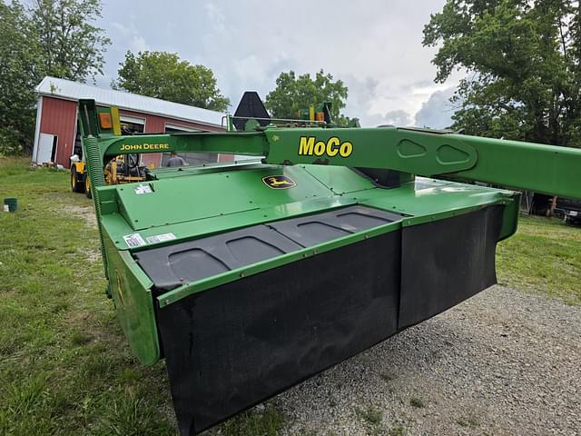 Image of John Deere 525 equipment image 1