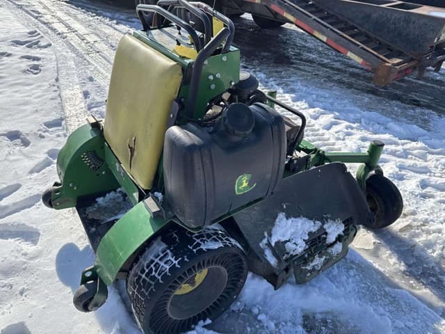 Image of John Deere 652R equipment image 3