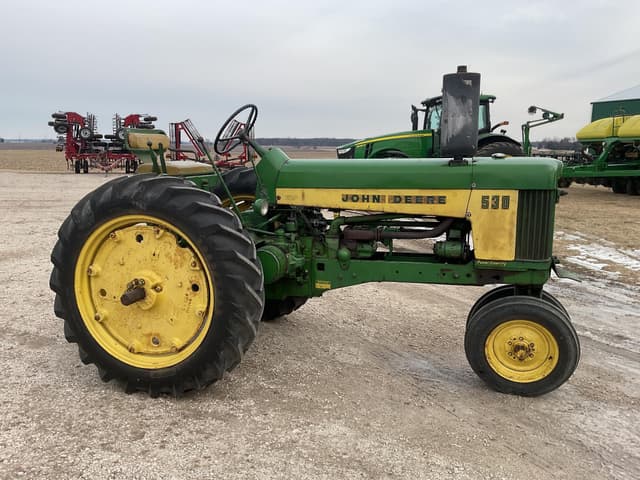 Image of John Deere 530 equipment image 2
