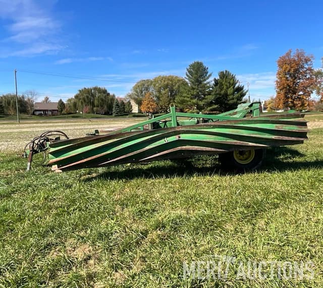 Image of John Deere 530 equipment image 1