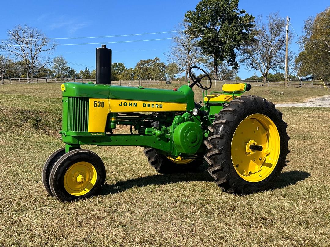 Image of John Deere 530 Primary image