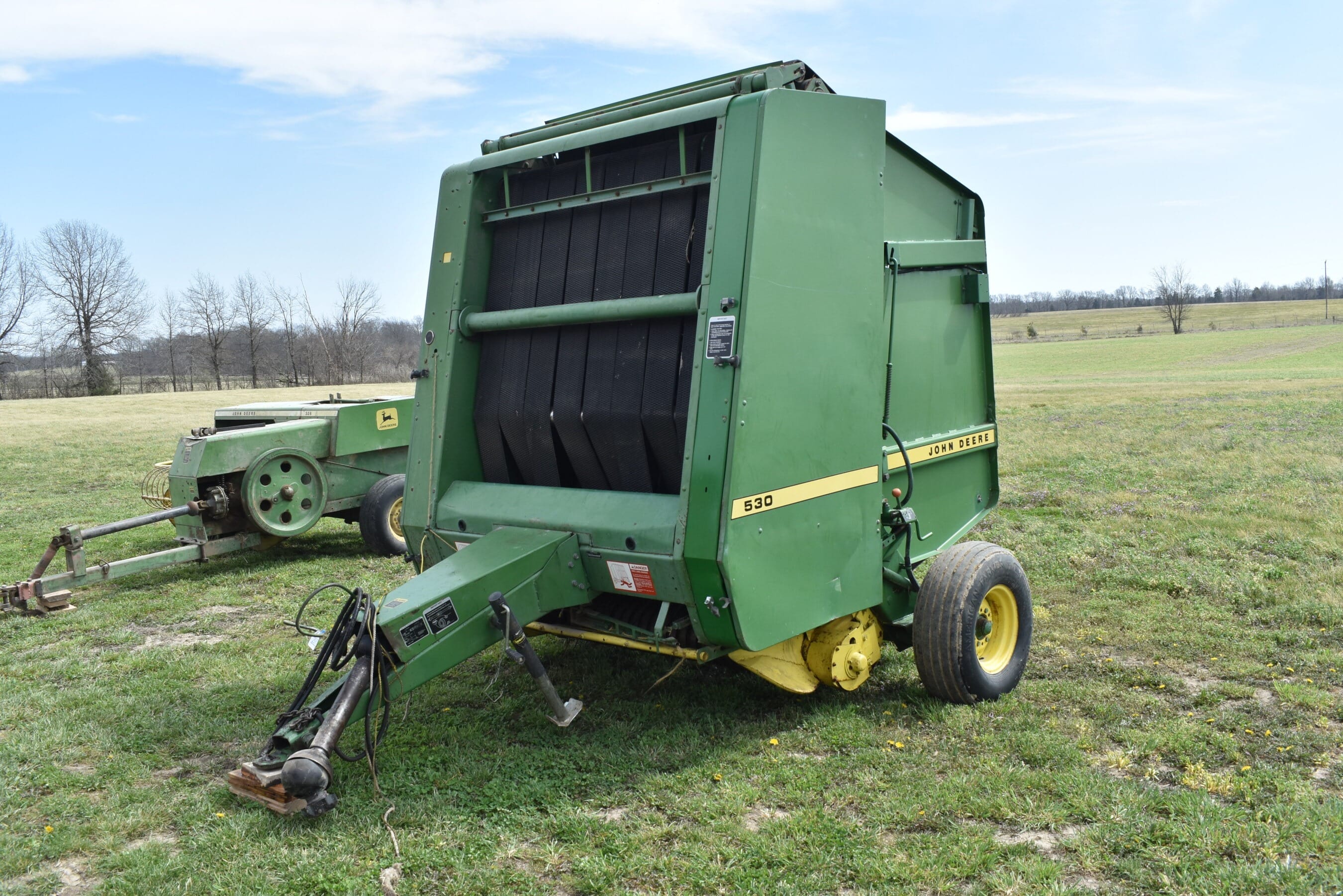 John Deere 530 Equipment Image0