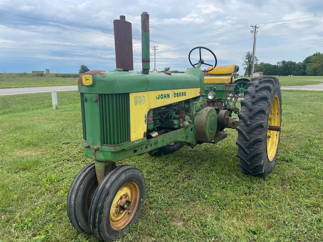 Image of John Deere 530 Primary image