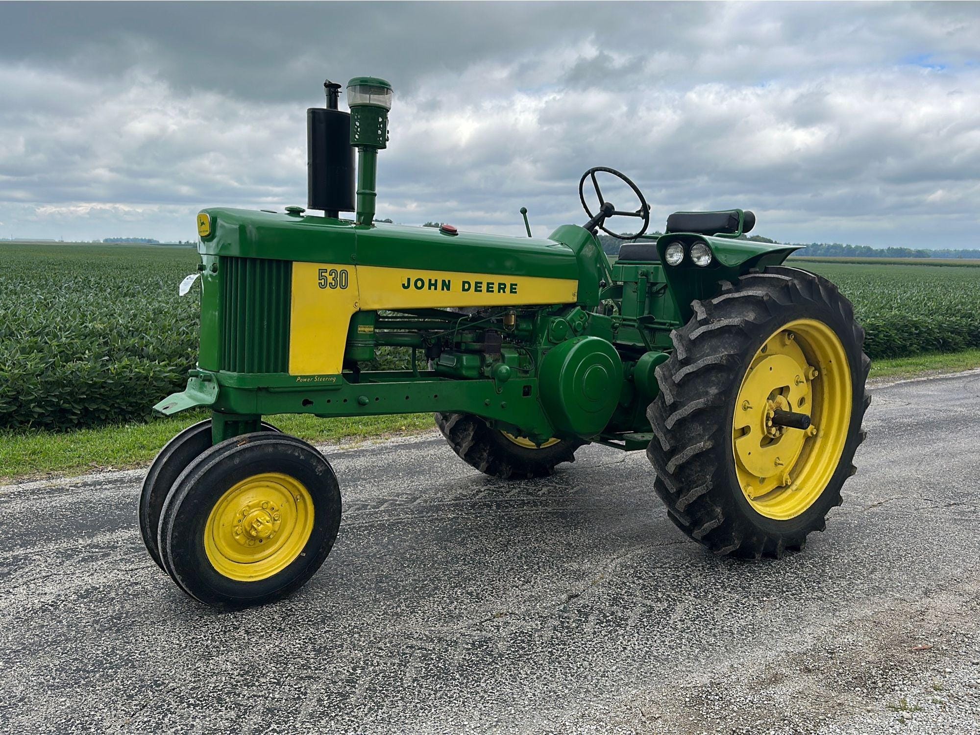 Main image John Deere 530