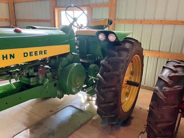 Image of John Deere 530 Primary image