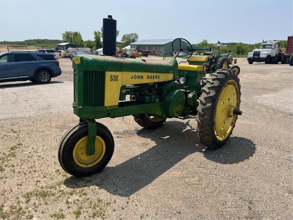 Image of John Deere 530 Primary image