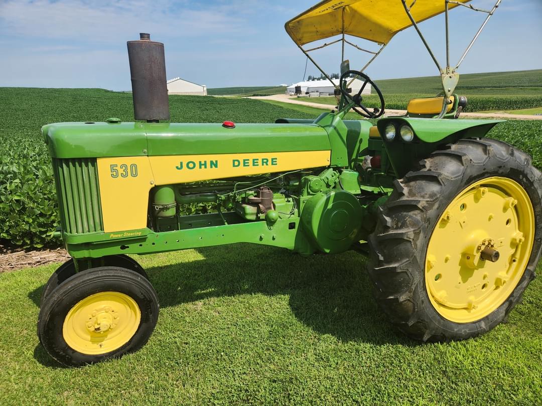 Image of John Deere 530 Primary image