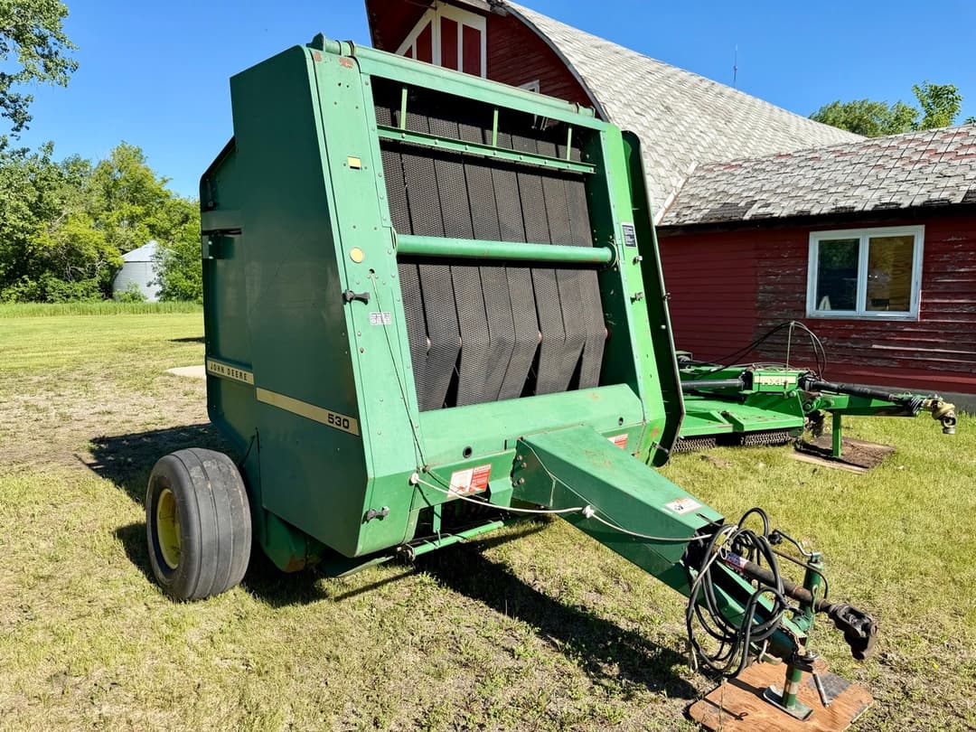 Image of John Deere 530 Primary image