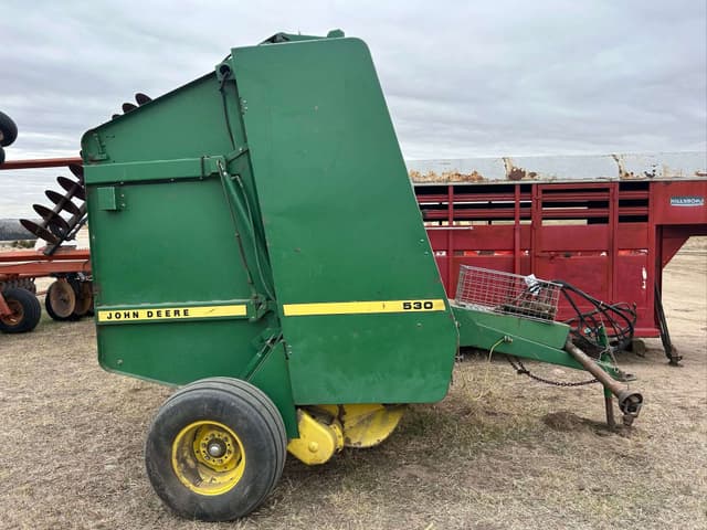Image of John Deere 530 equipment image 1