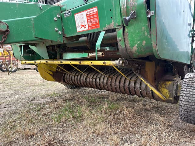 Image of John Deere 530 equipment image 4